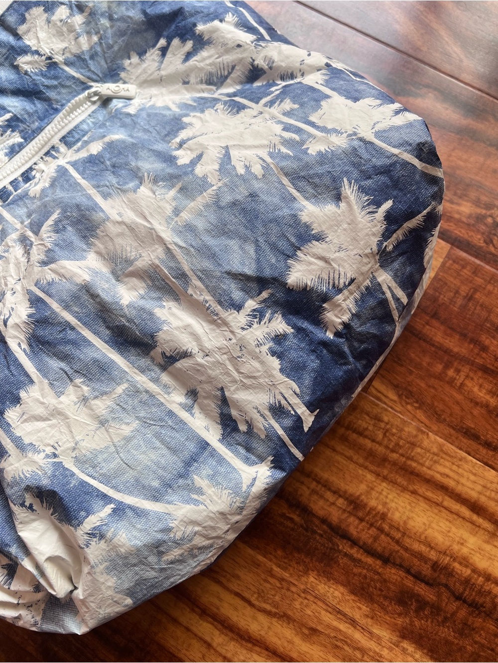 Aloha Collection Bag - Picture 3 of 7